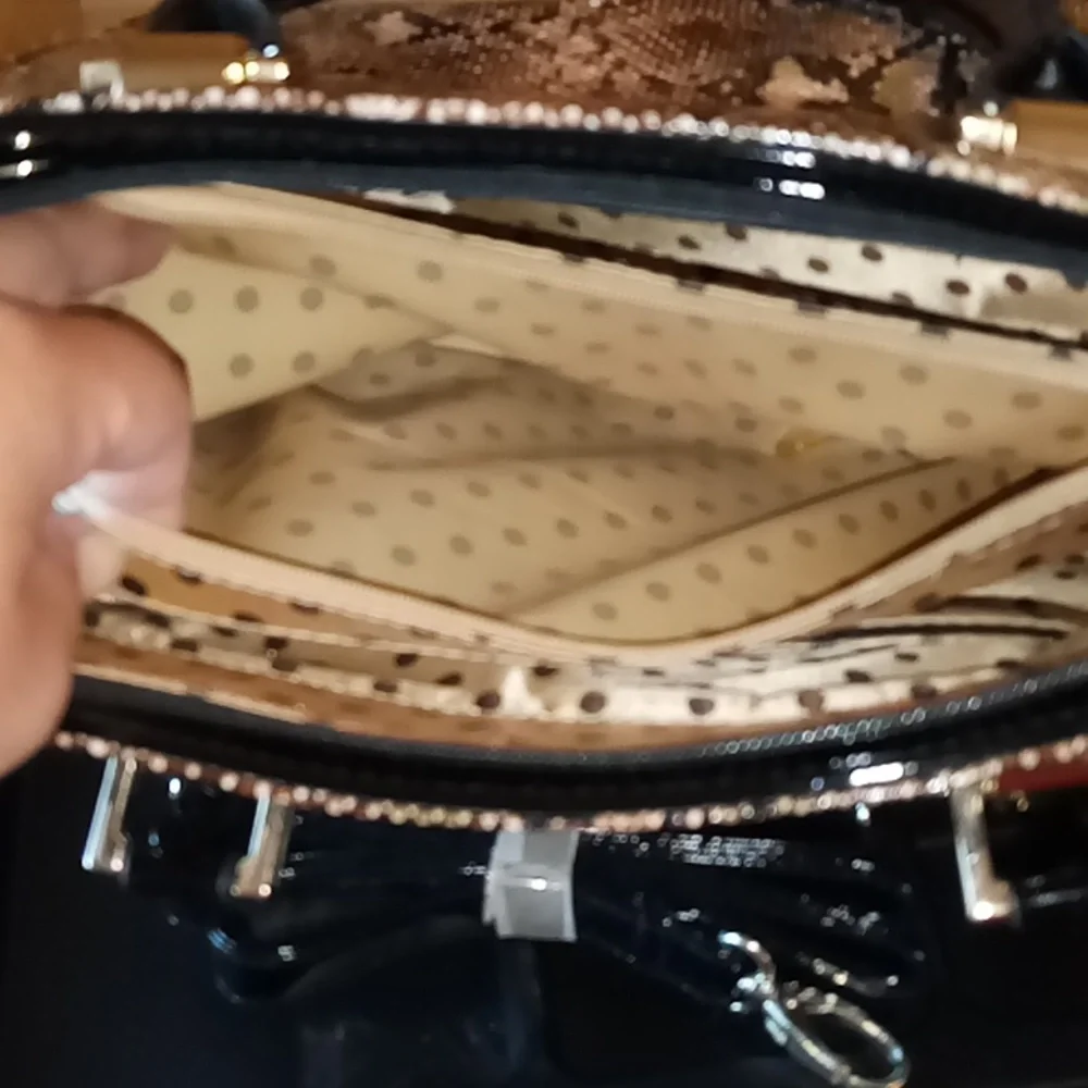 Women's accessory bag/ purse - Picture 8 of 10